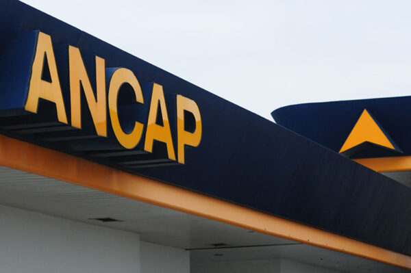 Letras Corporeas ANCAP