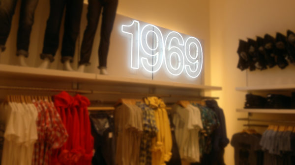 GAP <br>Leyenda de Neón