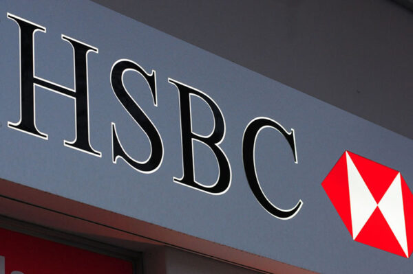 HSBC - Calado & Acrilico