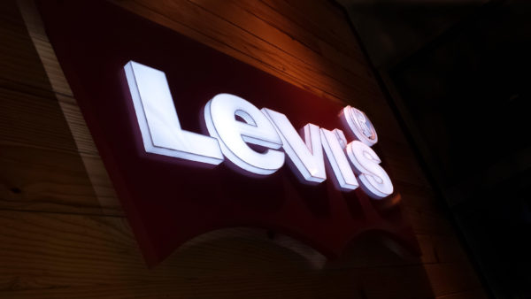 LEVIS <br>Bandeja retroiluminada